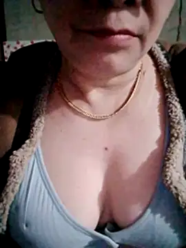 Snapshot of small-house123 chatting on 02.04.26 small-house123 online show from 02.04.26