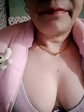 Snapshot of small-house123 chatting on 02.12.26 small-house123 online show from 02.12.26