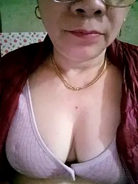 Snapshot of small-house123 chatting on 02.14.26 small-house123 online show from 02.14.26