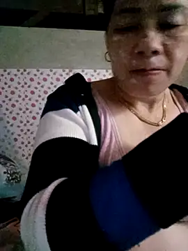 Snapshot of small-house123 chatting on 02.19.26 small-house123 online show from 02.19.26