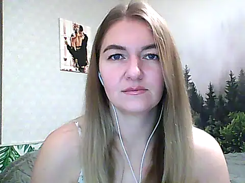 Snapshot of CandyOLimeX chatting on 11.12.25 CandyOLimeX online show from 11.12.25