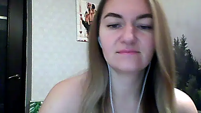 Snapshot of CandyOLimeX chatting on 12.13.25 CandyOLimeX online show from 12.13.25