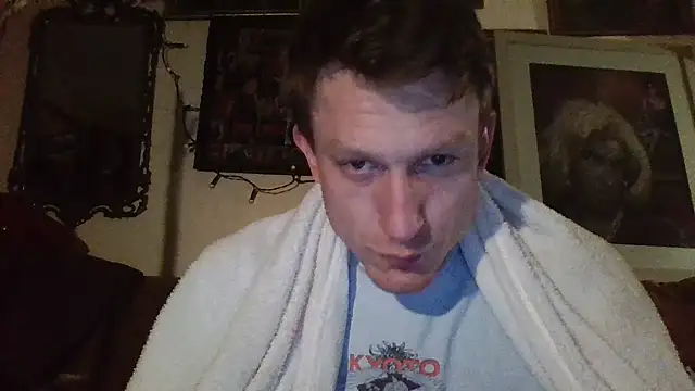 Snapshot of jigglethaypussi chatting on 11.23.25 jigglethaypussi online show from 11.23.25