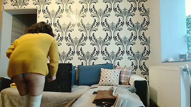 CharmingPearl online show from 12.22.25