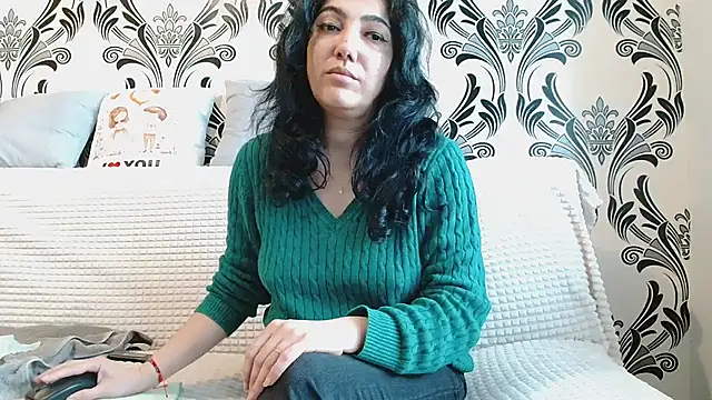 CharmingPearl online show from 03.28.26