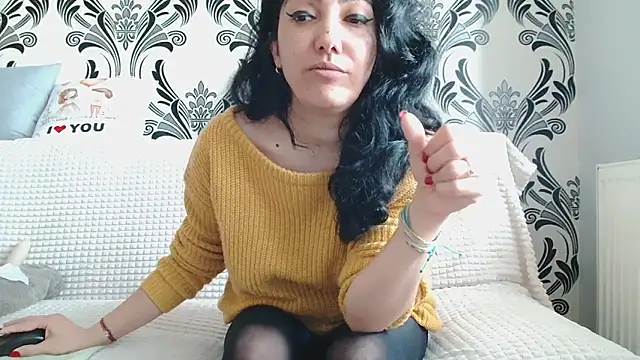 CharmingPearl online show from 03.30.26