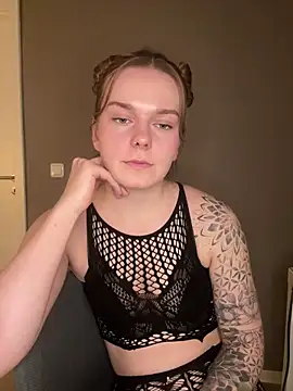 LisaFreierxx online show from 02.24.26