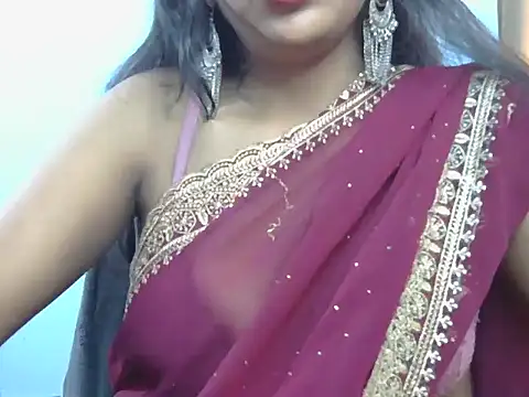 Snapshot of roja-1 chatting on 11.22.25 roja-1 online show from 11.22.25