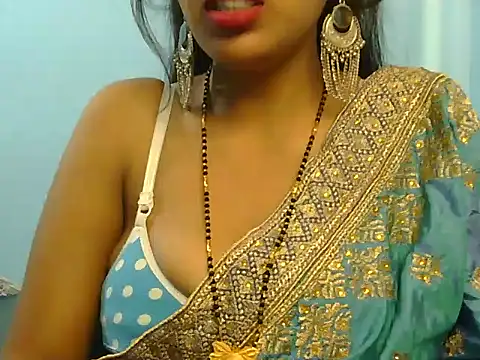 Snapshot of roja-1 chatting on 11.24.25 roja-1 online show from 11.24.25