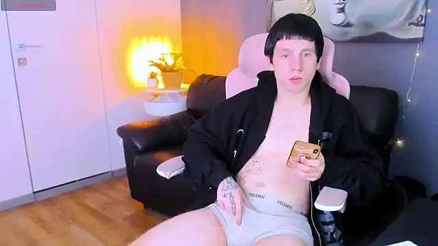 CutieKai  online show from 04.11.26