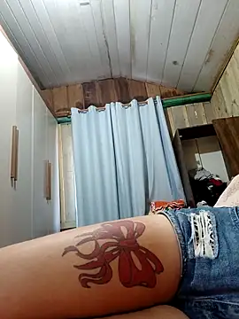 ruiviinhaah online show from 02.02.26