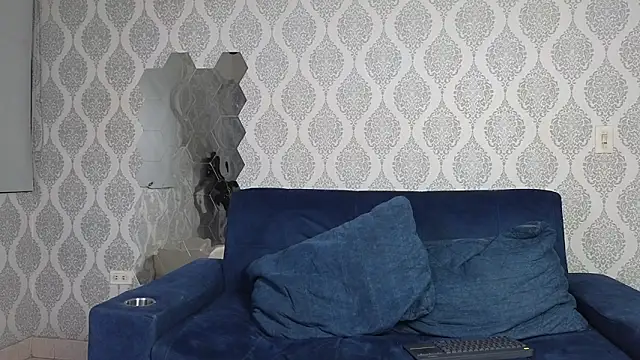 Snapshot of Boy_savoy chatting on 11.23.25 Boy savoy online show from 11.23.25