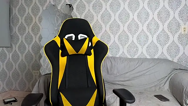 Snapshot of Boy_savoy chatting on 12.01.25 Boy savoy online show from 12.01.25