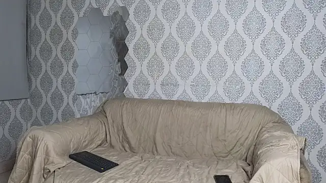 Snapshot of Boy_savoy chatting on 12.04.25 Boy savoy online show from 12.04.25