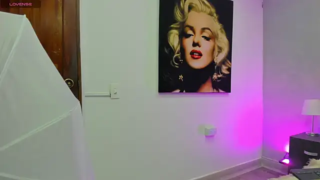 kendra london online show from 11.26.25