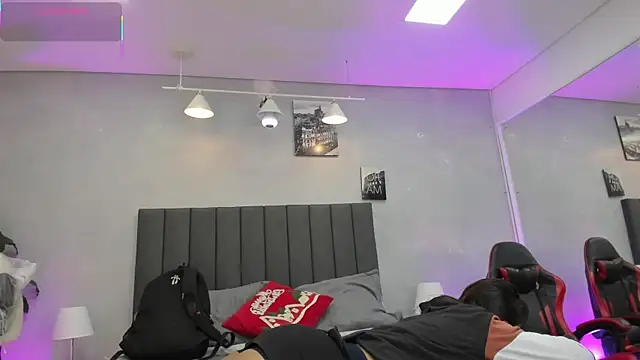 kendra london online show from 01.10.26