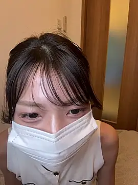 Snapshot of ARISU_1205 chatting on 11.21.25 ARISU 1205 online show from 11.21.25