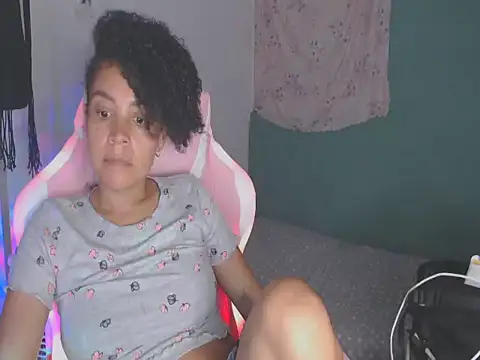shayna cute online show from 07.11.26