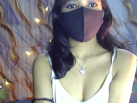 Snapshot of indian_cutepair chatting on 12.05.25 indian cutepair online show from 12.05.25