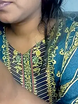 Snapshot of Neha533 chatting on 05.03.26 Neha533 online show from 05.03.26