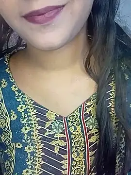 Snapshot of Neha533 chatting on 05.11.26 Neha533 online show from 05.11.26