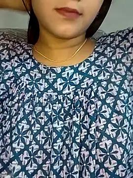 Snapshot of Neha533 chatting on 05.17.26 Neha533 online show from 05.17.26