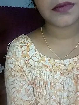 Snapshot of Neha533 chatting on 06.07.26 Neha533 online show from 06.07.26