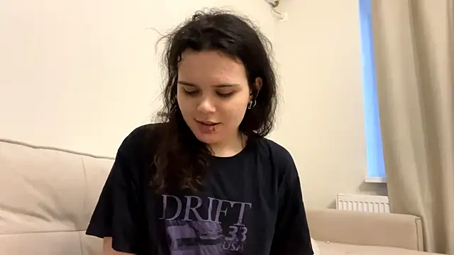 Snapshot of RosaleeSwint chatting on 11.14.25 RosaleeSwint online show from 11.14.25