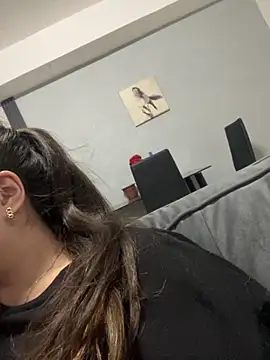 Snapshot of tata_jhonns chatting on 11.23.25 tata jhonns online show from 11.23.25