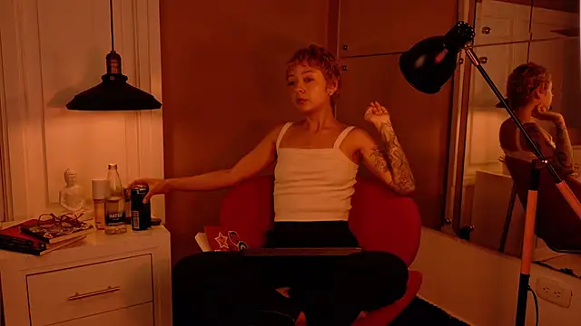 Snapshot of Raven444 chatting on 11.07.25 Raven444 online show from 11.07.25