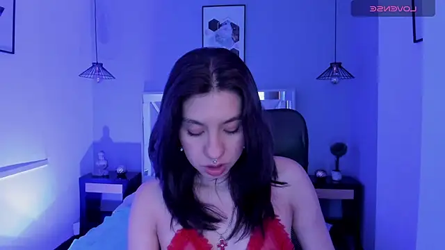 zoe-moreau online show from 02.17.26