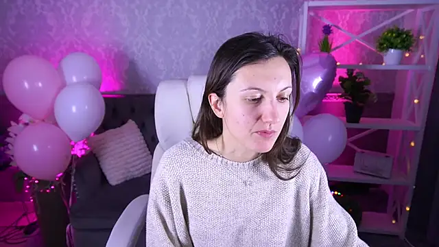 ZafiraMoonn online show from 02.16.26