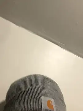 youngbull dada online show from 12.04.25