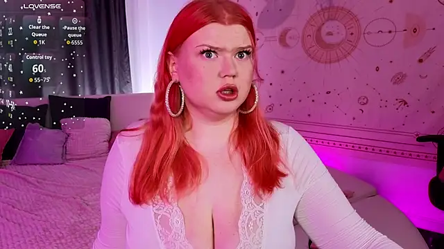 Snapshot of AriettaHeart chatting on 11.15.25 AriettaHeart online show from 11.15.25