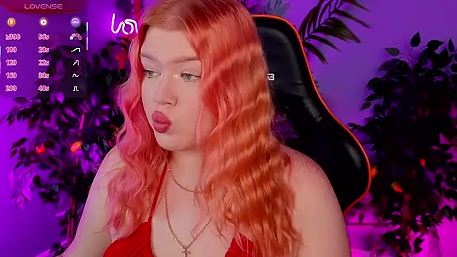 Snapshot of AriettaHeart chatting on 11.22.25 AriettaHeart online show from 11.22.25