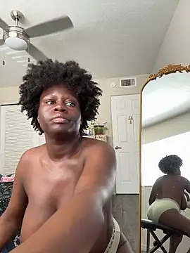 ladiosa selene online show from 04.06.26