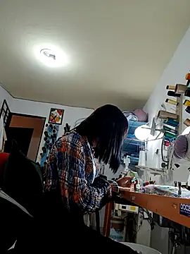 Snapshot of PaulinaLondra2 chatting on 11.14.25 PaulinaLondra2 online show from 11.14.25