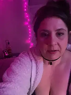 drippingwetaj online show from 11.22.25