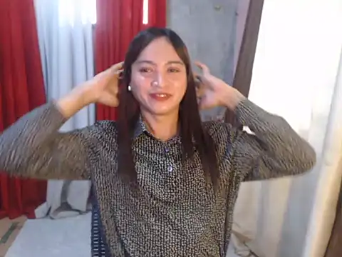 urnaughty cris online show from 11.04.25