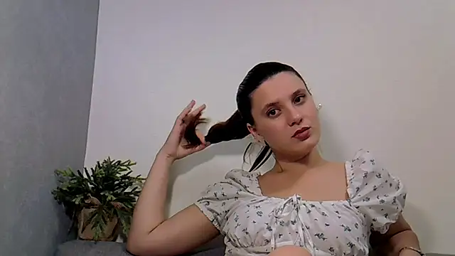 KiraHoney online show from 11.08.25