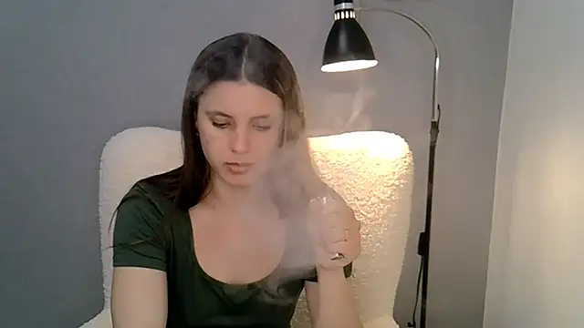 KiraHoney online show from 05.17.26
