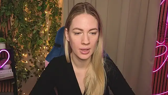 TonyaReid online show from 12.14.25