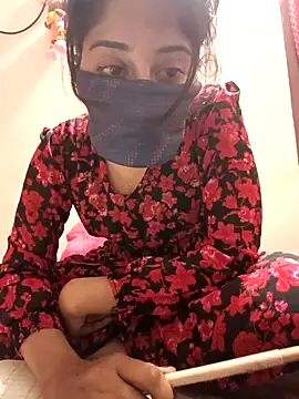 Snapshot of Tamil_White_Rose chatting on 02.25.26 Tamil White Rose online show from 02.25.26