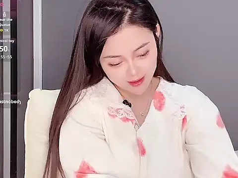 Yesenia- online show from 11.19.25