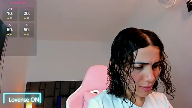 sara ospinna online show from 11.26.25