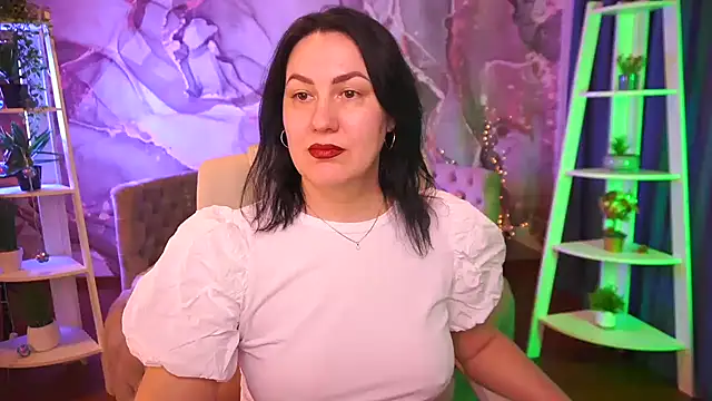 VelvetLuck online show from 03.04.26