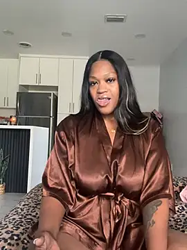 Snapshot of PrincessDreamm chatting on 05.17.26 PrincessDreamm online show from 05.17.26