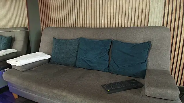 ZyroNight online show from 11.12.25