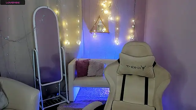 Hanako Rey online show from 02.04.26