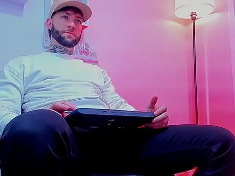 Supreme Alpha online show from 11.22.25